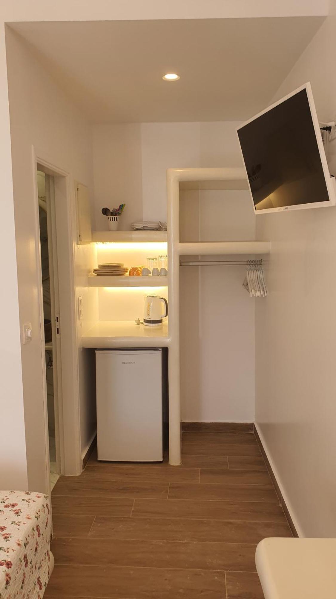 Augusta Studios & Apartments Nausa Zewnętrze zdjęcie