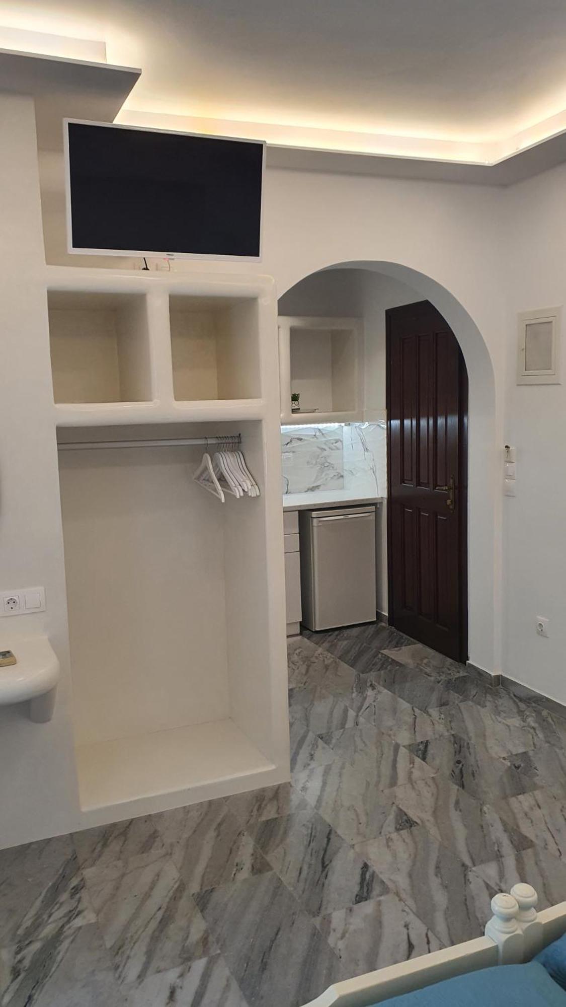 Augusta Studios & Apartments Nausa Zewnętrze zdjęcie